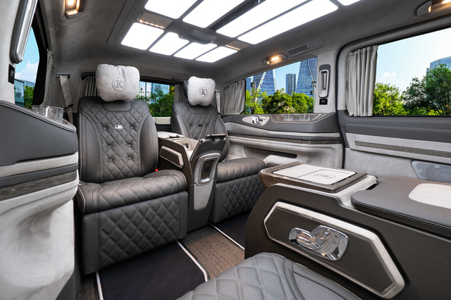 مرسيدس بنز فئة V V 300 | VIP فاخر First Class VAN